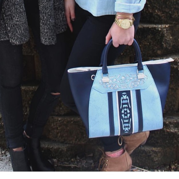 Danielle Nicole Handbags - Danielle Nicole Hans bag